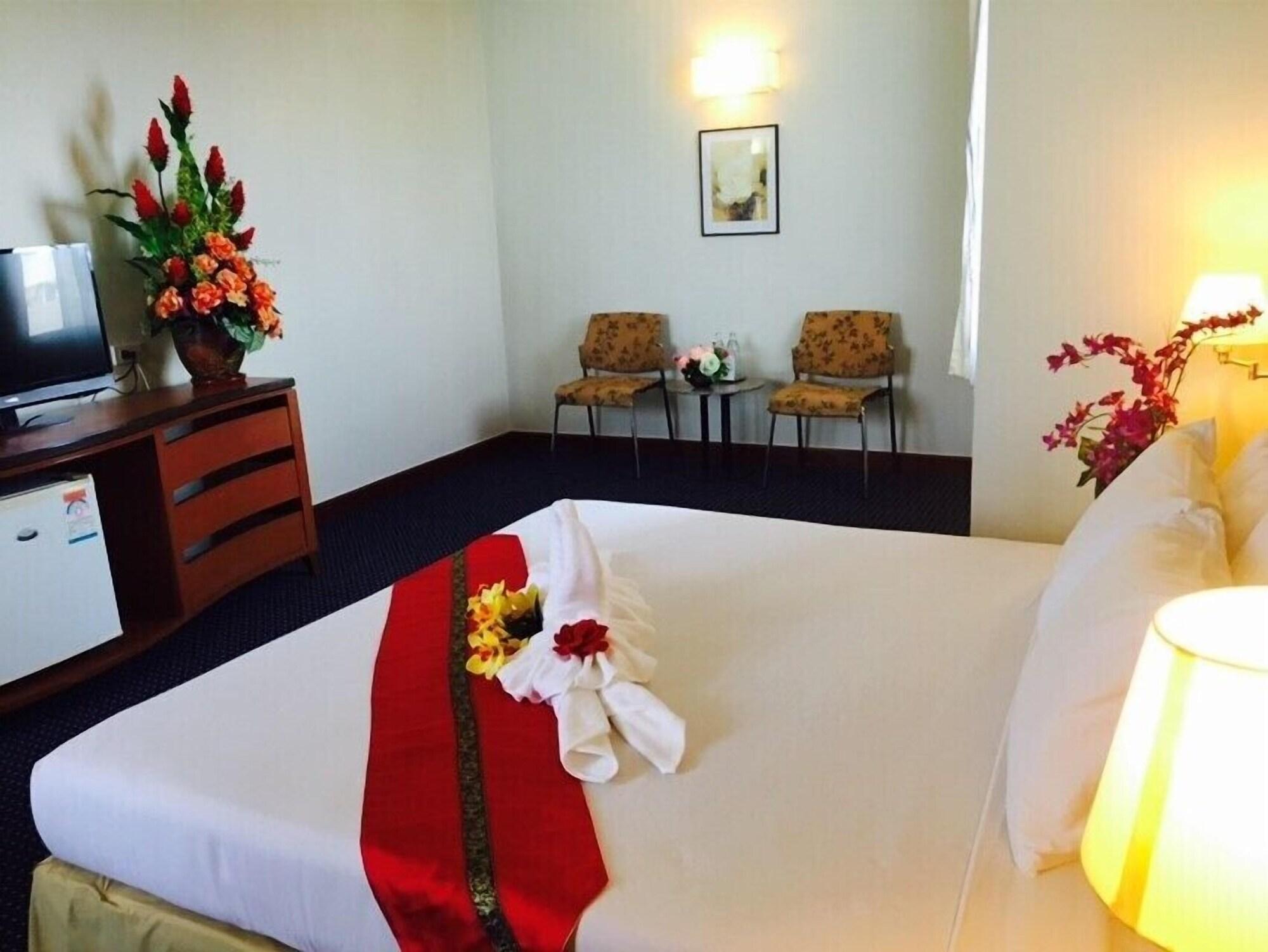 האט יאי Hatyai Golden Crown Hotel מראה חיצוני תמונה