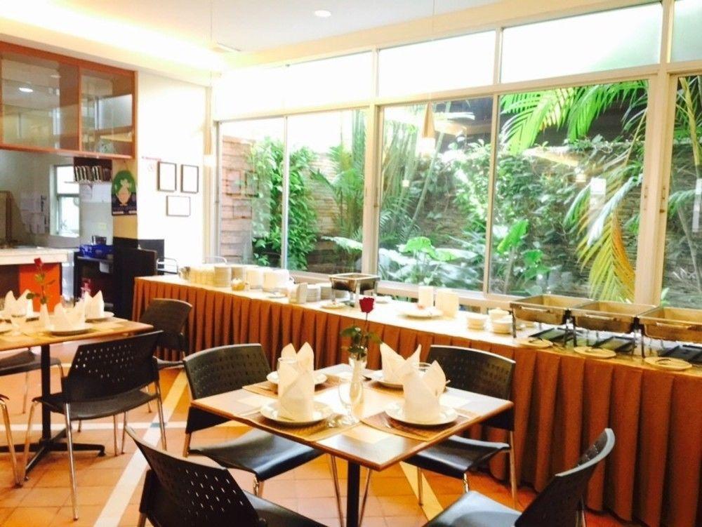 האט יאי Hatyai Golden Crown Hotel מראה חיצוני תמונה